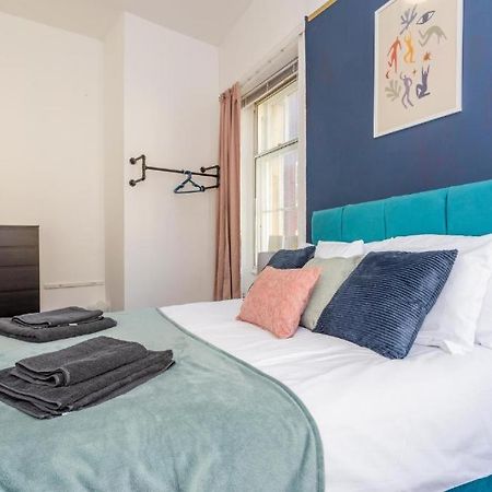Newcastle'S Most Central Apartment - Sleeps 10 Zewnętrze zdjęcie