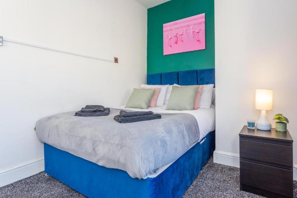 Newcastle'S Most Central Apartment - Sleeps 10 Zewnętrze zdjęcie