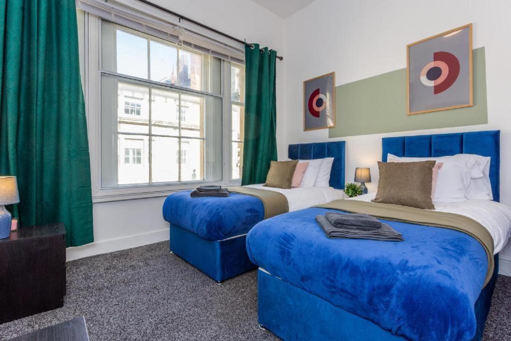 Newcastle'S Most Central Apartment - Sleeps 10 Zewnętrze zdjęcie