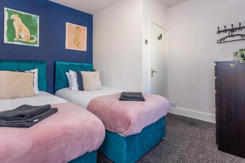 Newcastle'S Most Central Apartment - Sleeps 10 Zewnętrze zdjęcie