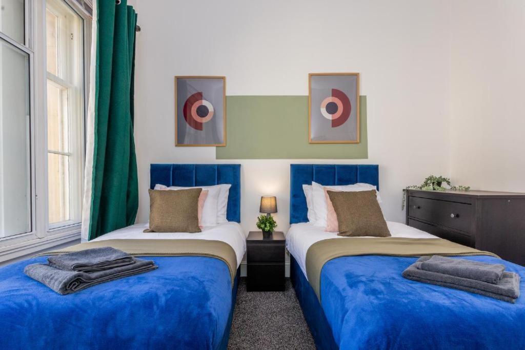 Newcastle'S Most Central Apartment - Sleeps 10 Zewnętrze zdjęcie